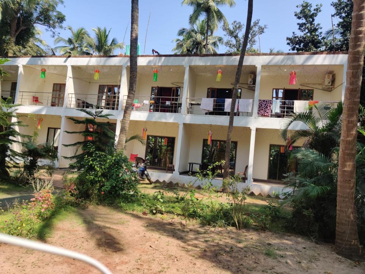 Siddhivinayak Resort Nx Mālvan Extérieur photo